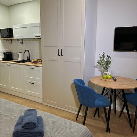 Sky Tower Apartments Varşovia Exterior foto