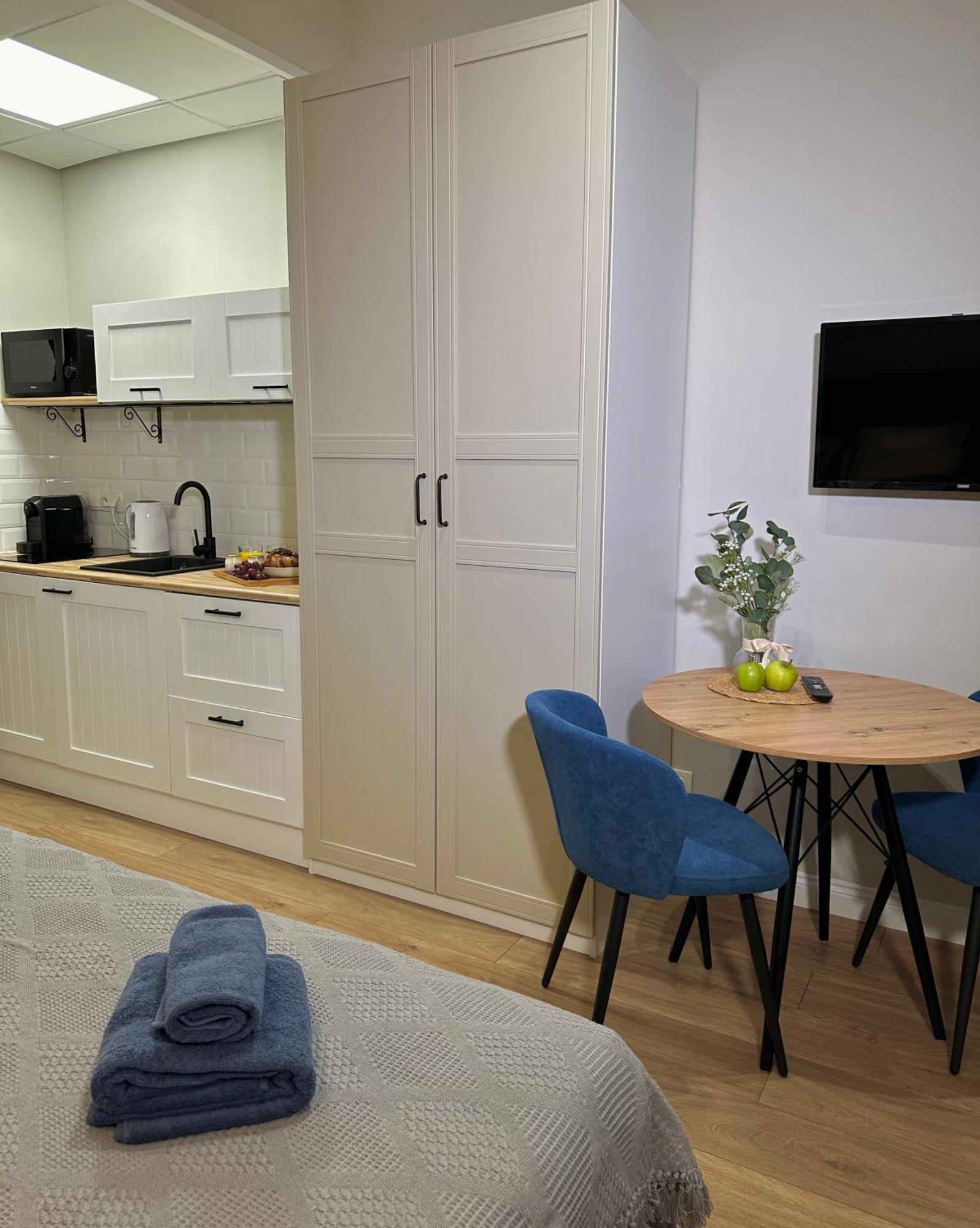 Sky Tower Apartments Varşovia Exterior foto